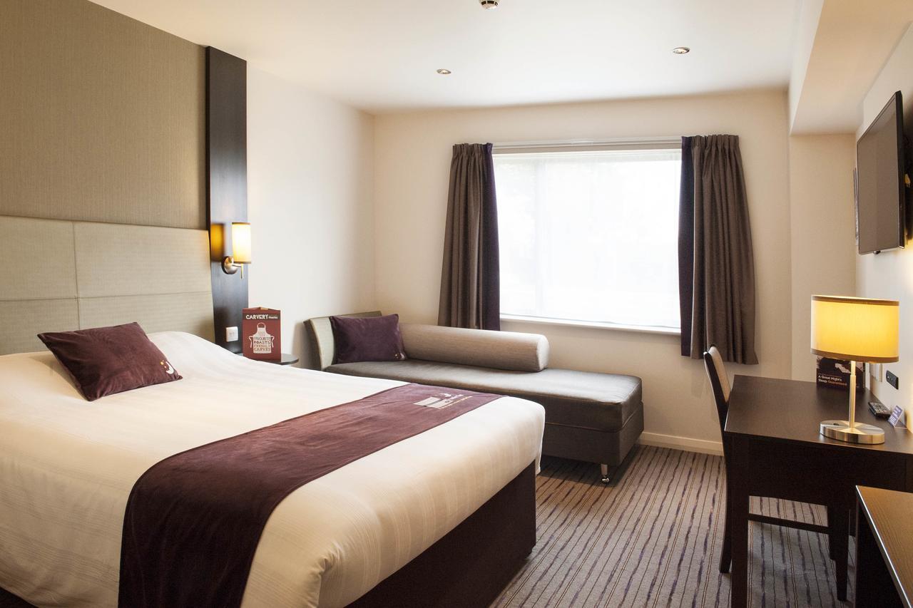 Premier Inn Southwark Borough High St Londyn Zewnętrze zdjęcie