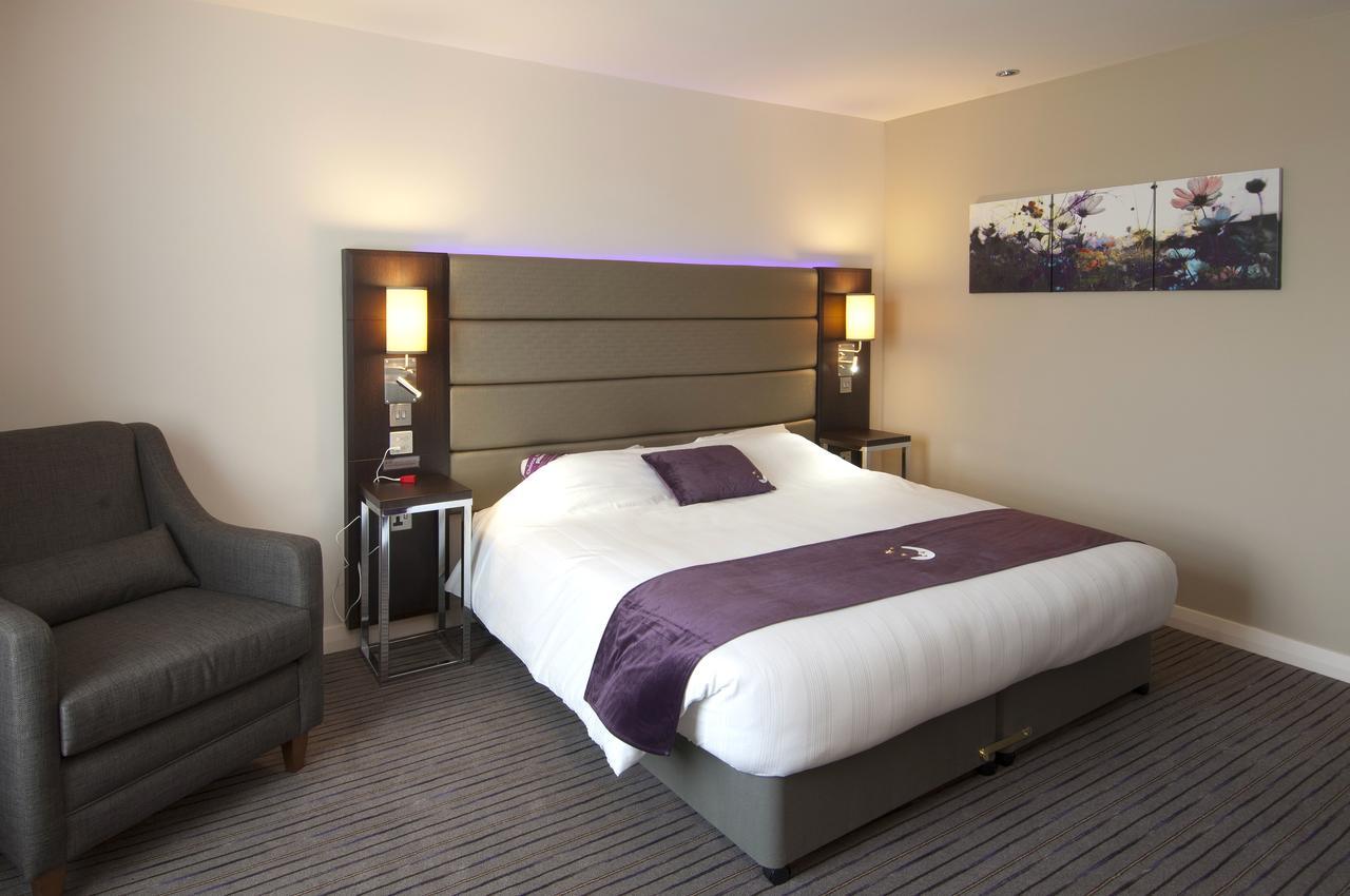 Premier Inn Southwark Borough High St Londyn Zewnętrze zdjęcie