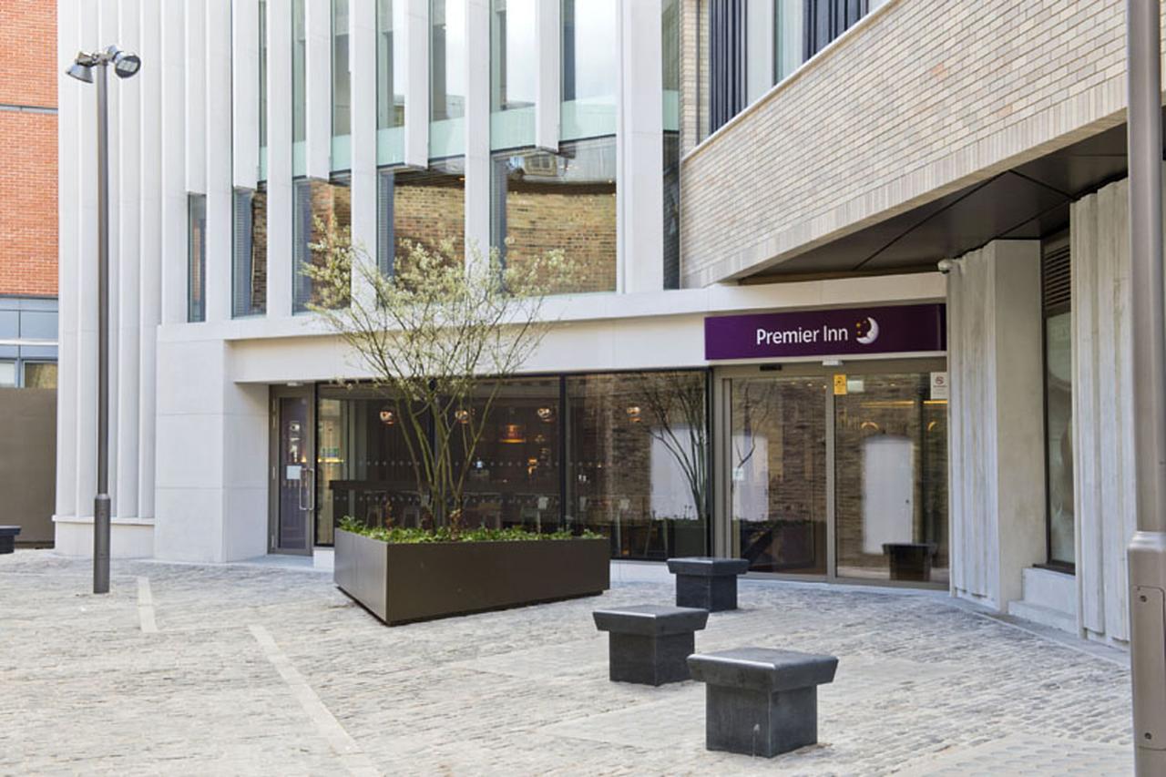 Premier Inn Southwark Borough High St Londyn Zewnętrze zdjęcie