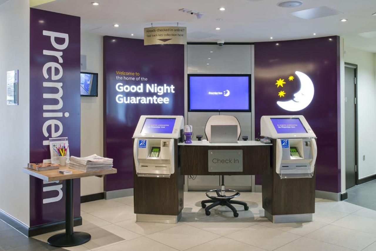 Premier Inn Southwark Borough High St Londyn Zewnętrze zdjęcie